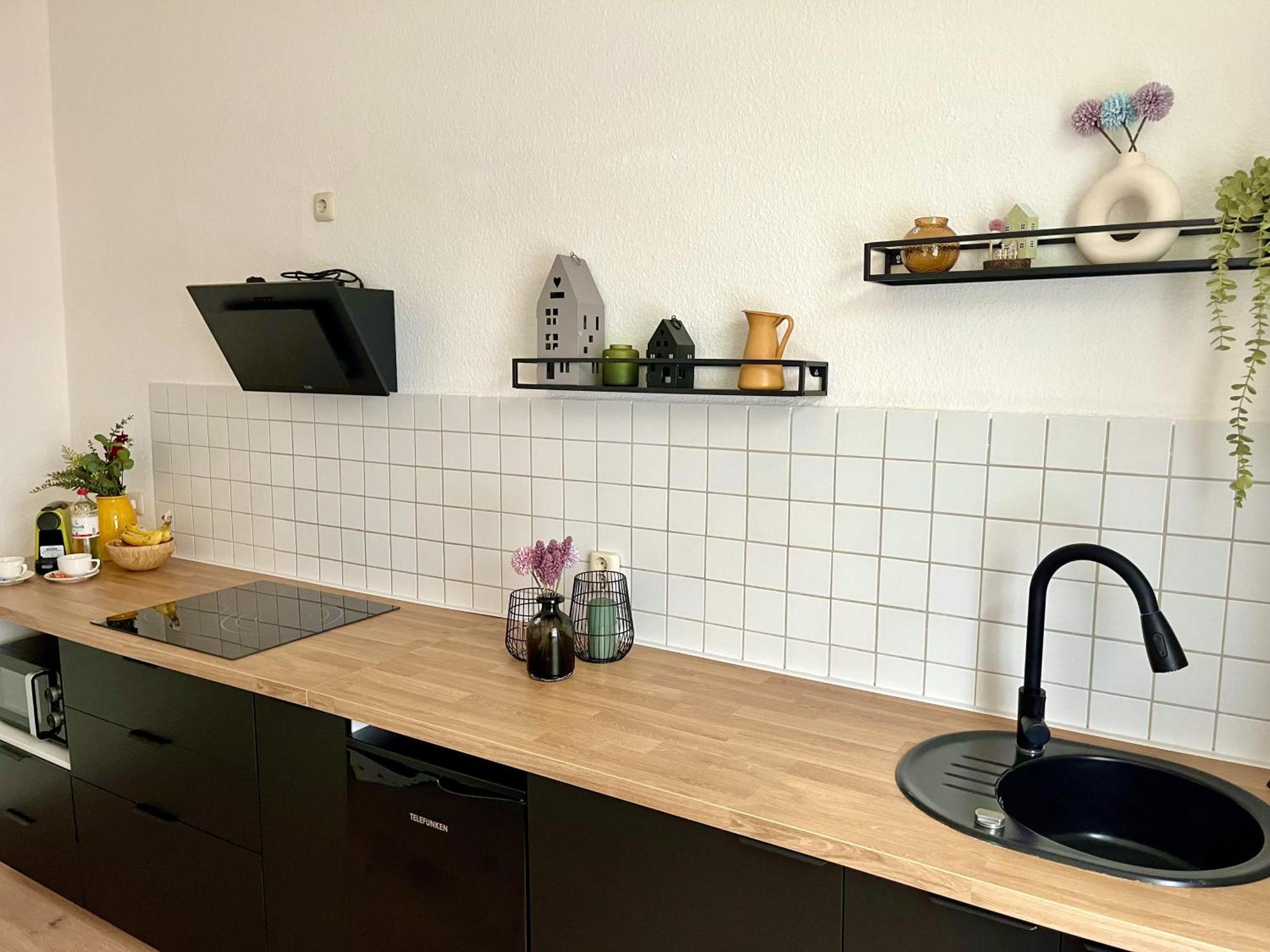 Endless: Studio Mit Netflix + Workstation Im Zentrum シュヴェリーン エクステリア 写真